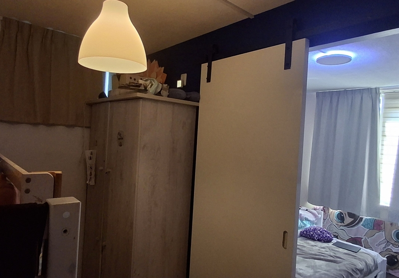 Scheidingswand in de slaapkamer 4